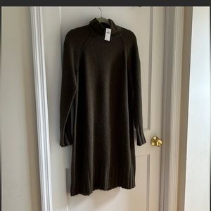NWT Banana Republic Querica Sweater Dress size M